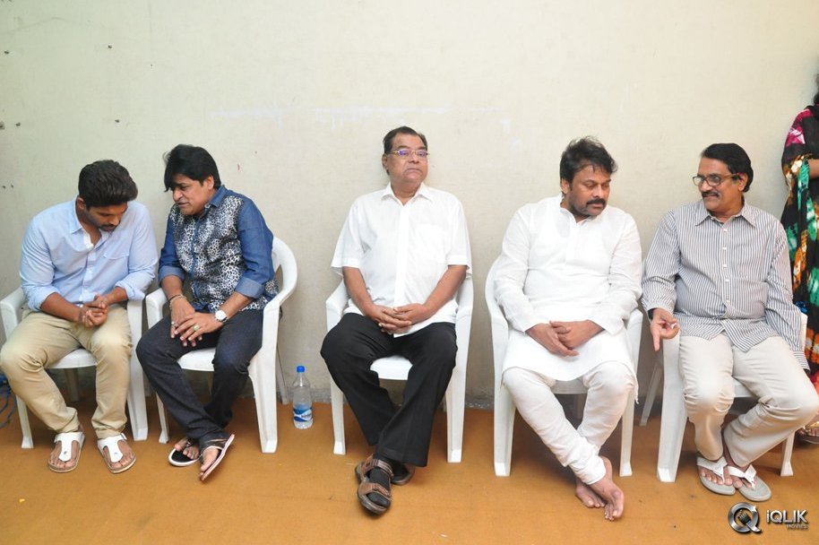 Celebrities-Pay-Homage-To-Edida-Nageswara-Rao